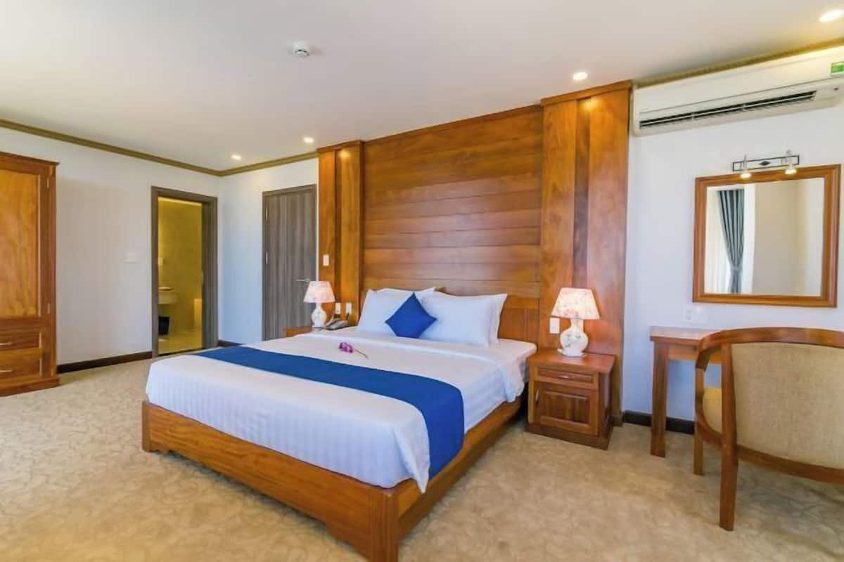 2 chambres, minibar, coffres-forts dans les chambres, bureau