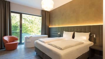 Deluxe-Zimmer, 1 Queen-Bett, Nichtraucher | Allergikerbettwaren, Zimmersafe, Schreibtisch