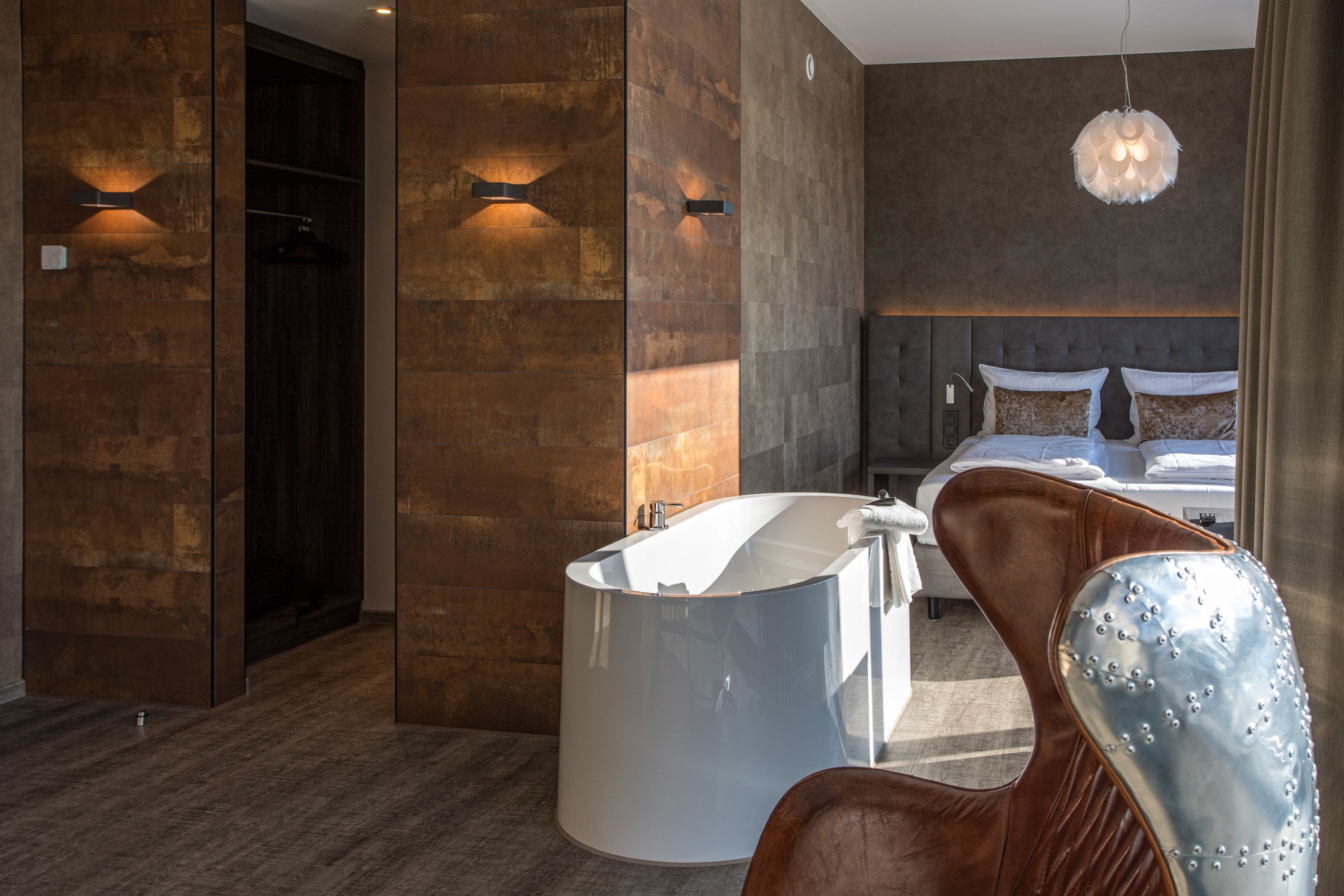 superior suite, 1 queen bed, non smoking, city view | hypo-allergenic bedding, in-room safe, desk, laptop workspace