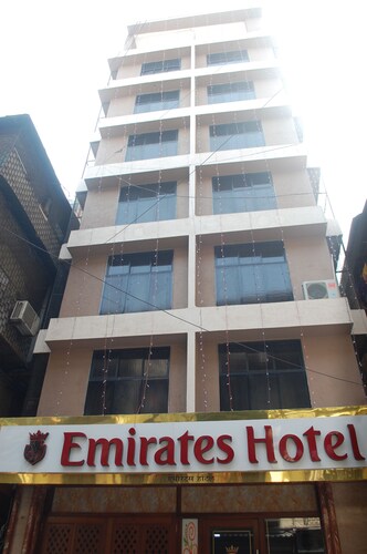 EMIRATES HOTEL