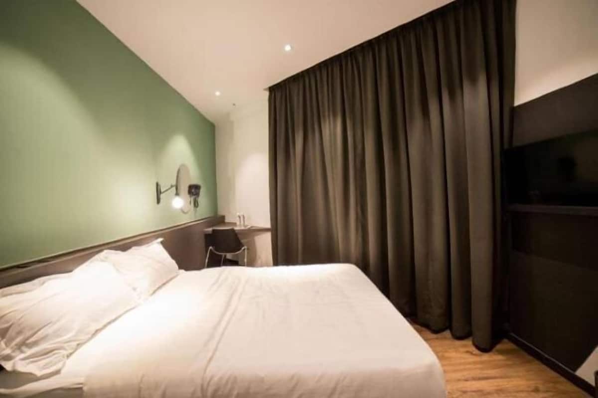 Individuelt dekorert, individuelt innredet og skrivebord for bærbar PC