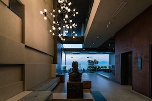 Interior entrance - Joy Trip Hotel (Nha Trang)