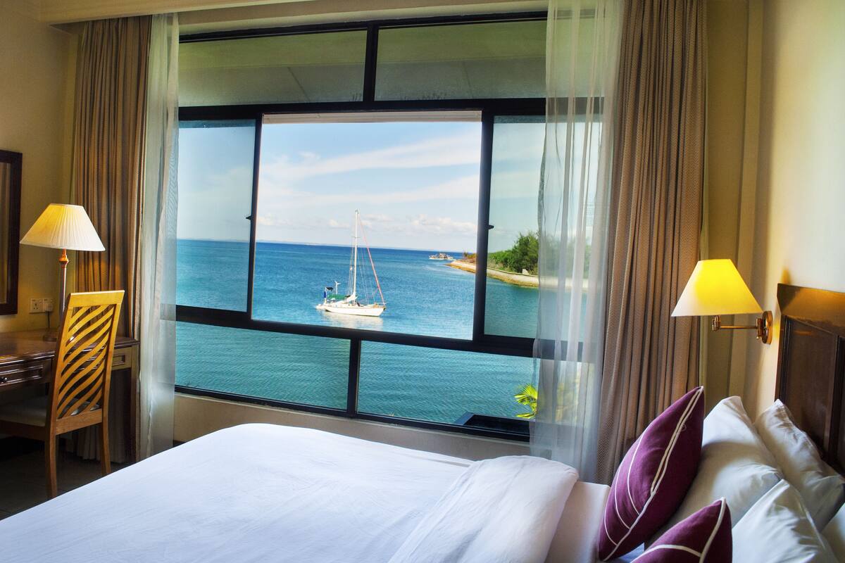 Deluxe Double or Twin Room, 1 King Bed