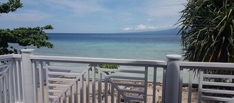 Meno Mojo Beach Resort