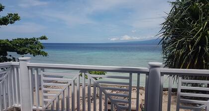 Meno Mojo Beach Resort