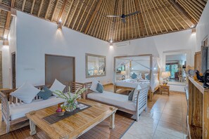 Smekmånadsvilla - 1 sovrum - utsikt mot poolen | 1 sovrum, sängtillbehör av högsta kvalitet, minibar och skrivbord