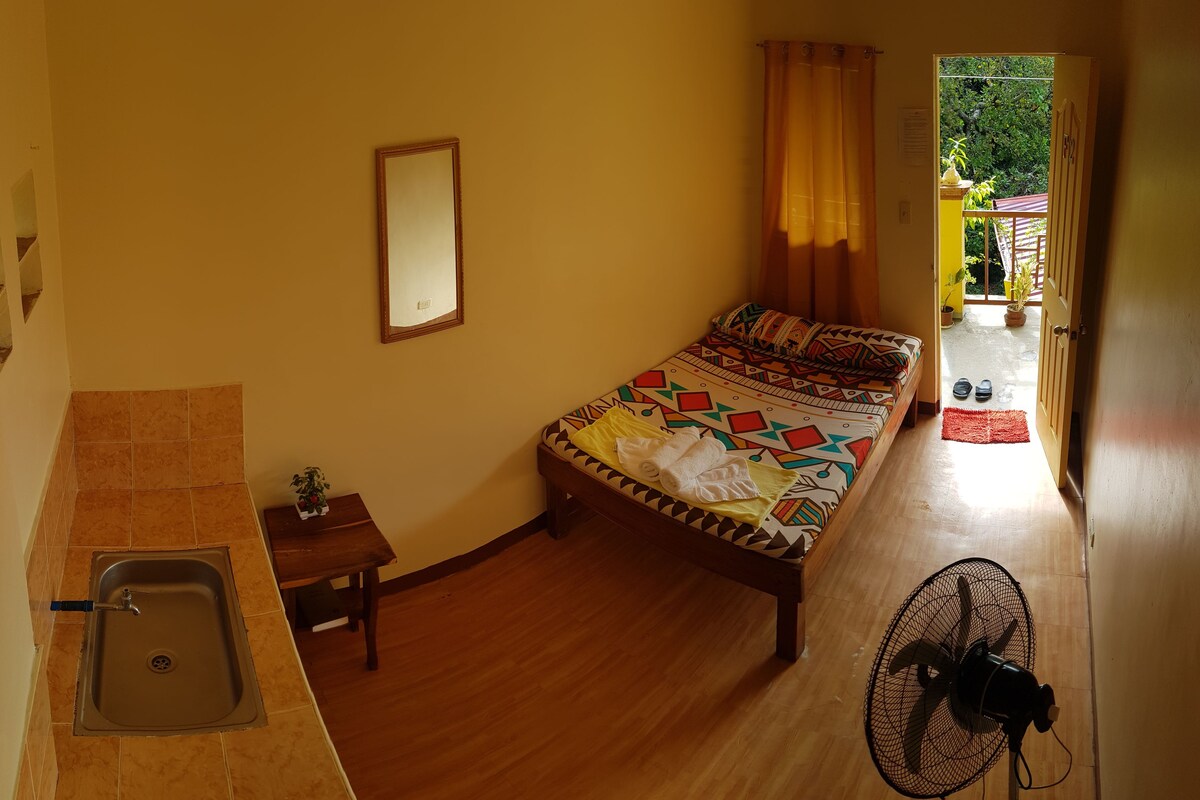 Fan Room | Bed sheets