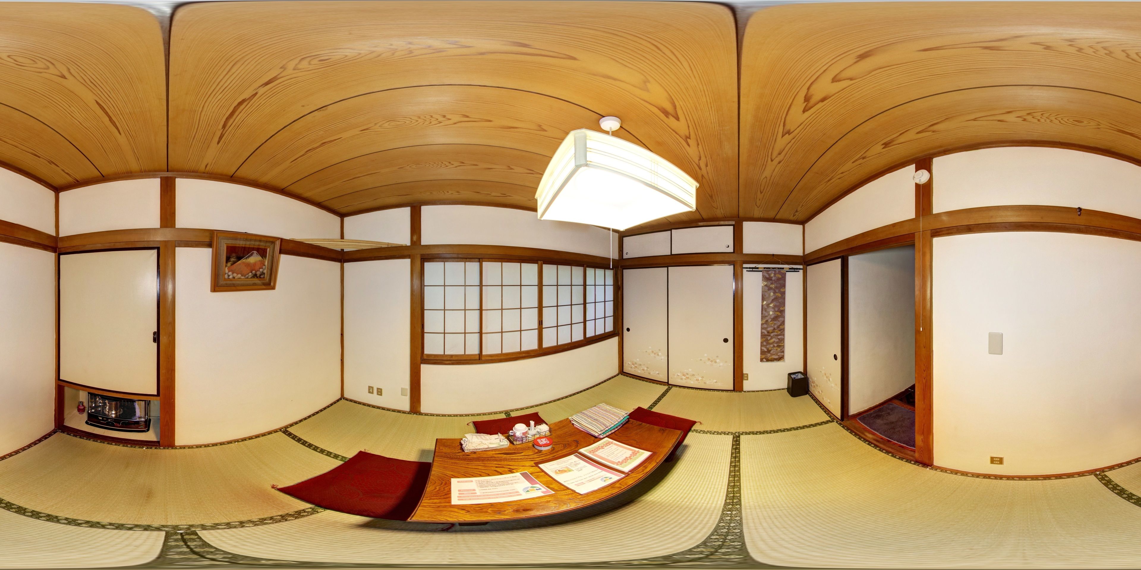 Tremannsrom – familie, flere senger, privat bad, gårdsplassområde | Ekstrasenger (mot et tillegg) og wi-fi (inkludert)