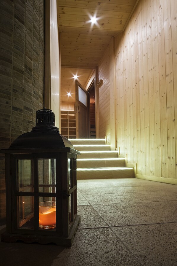 Sauna, Whirlpool, Dampfbad, Türkisches Bad/Hamam, Massageanwendungen