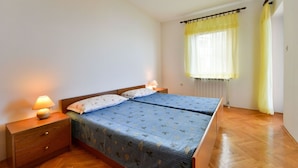 Unclassified image, 2 of 20, button - Beautiful apartment for 6 people with A/C, WIFI, TV and balcony (Opatija)