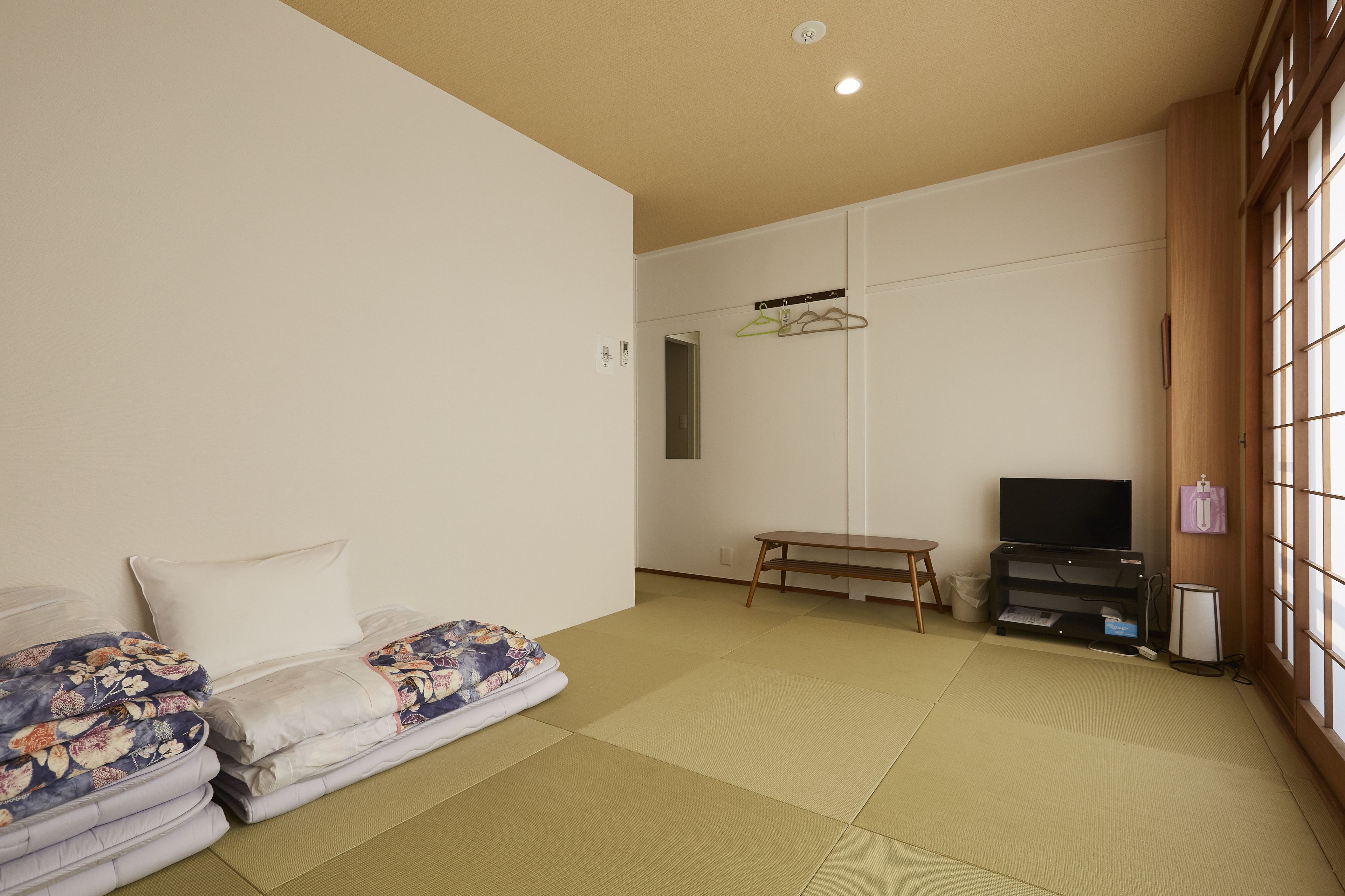 economy triple room | individually decorated, free wifi