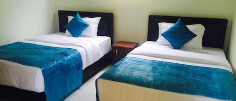 2-Bedroom Apartment | 2 bedrooms, soundproofing, iron/ironing board, free WiFi
