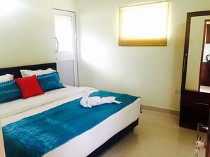 2-Bedroom Apartment | 2 bedrooms, soundproofing, iron/ironing board, free WiFi