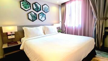 Minibar, desk, iron/ironing board, free WiFi