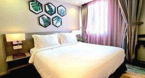 Minibar, desk, iron/ironing board, free WiFi