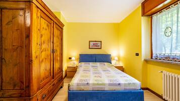 1 Schlafzimmer, BĂŒgeleisen/BĂŒgelbrett, kostenloses WLAN, BettwĂ€sche