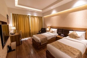 Egyptian cotton sheets, premium bedding, in-room safe, desk - The Grand Ambassador (Phagwara)