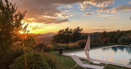 Villa "Amazing Assisi" avec piscine privée, terrasse privée et Wi-Fi