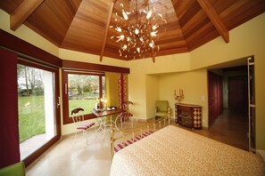 Deluxe Double Room, 1 Queen Bed, Non Smoking | Minibar, soundproofing, iron/ironing board, free cribs/infant beds - La Coulonniere (Wismes)