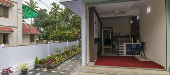 Blue Bell Airport Hotel