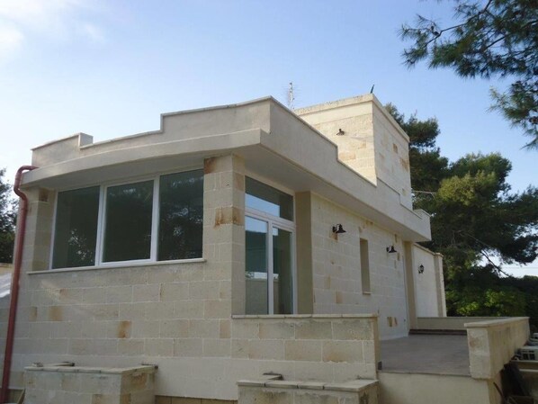 Entrée de l’hébergement