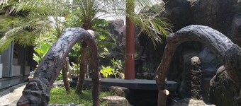 Satya Graha Hotel