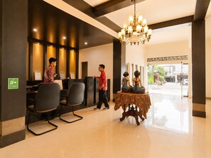 Reception - Satya Graha Hotel (Yogyakarta)