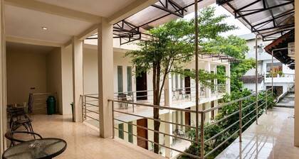Satya Graha Hotel