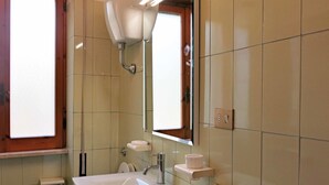 Unclassified image, 2 of 14, button - Anacly2 - Villa a 290 Mt dal mare (Fondi)