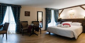 In-room safe, free WiFi, bed sheets, wheelchair access - Chalet du Lys Hotel (Gressoney-la-Trinite)
