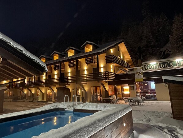 Exterior - Chalet du Lys Hotel (Gressoney-la-Trinite)