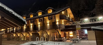 Chalet du Lys Hotel