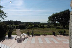 Terrace/patio - Chambres d'hôtes d'Hias (Angoumé)