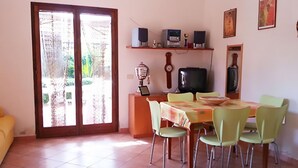 Unclassified image, 3 of 12, button - Guary - Villetta a 2 passi dal mare (Fondi)