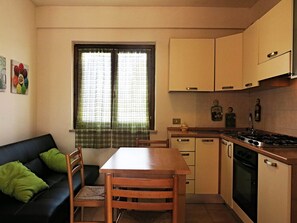 Villa, 1 camera da letto | Cucina privata | Frigorifero con congelatore, piano cottura, pentole/stoviglie/utensili