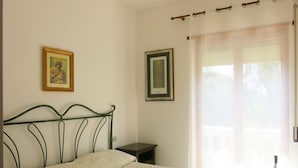 Villa, 3 Bedrooms - Naly - Prestigioso Villino sul mare (Fondi)
