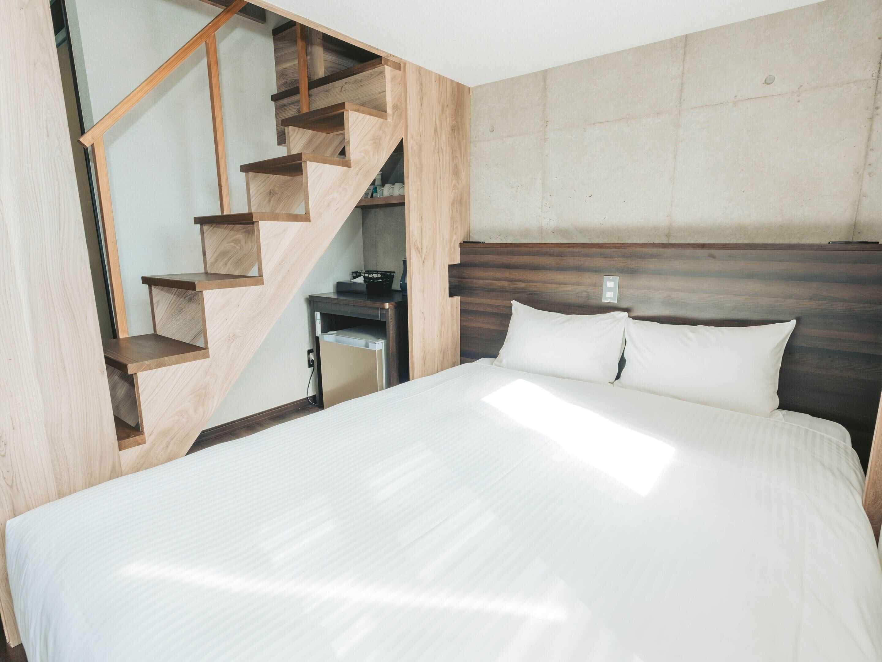 Kamar Quadruple Standar, 3 kamar tidur, Bebas Asap Rokok (December 2024 Renewal, Tatami w/ loft) | Selimut bulu angsa, meja kerja, kedap suara, dan Wi-Fi gratis