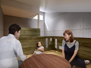 Edredons de pluma, escrivaninha, quartos à prova de som