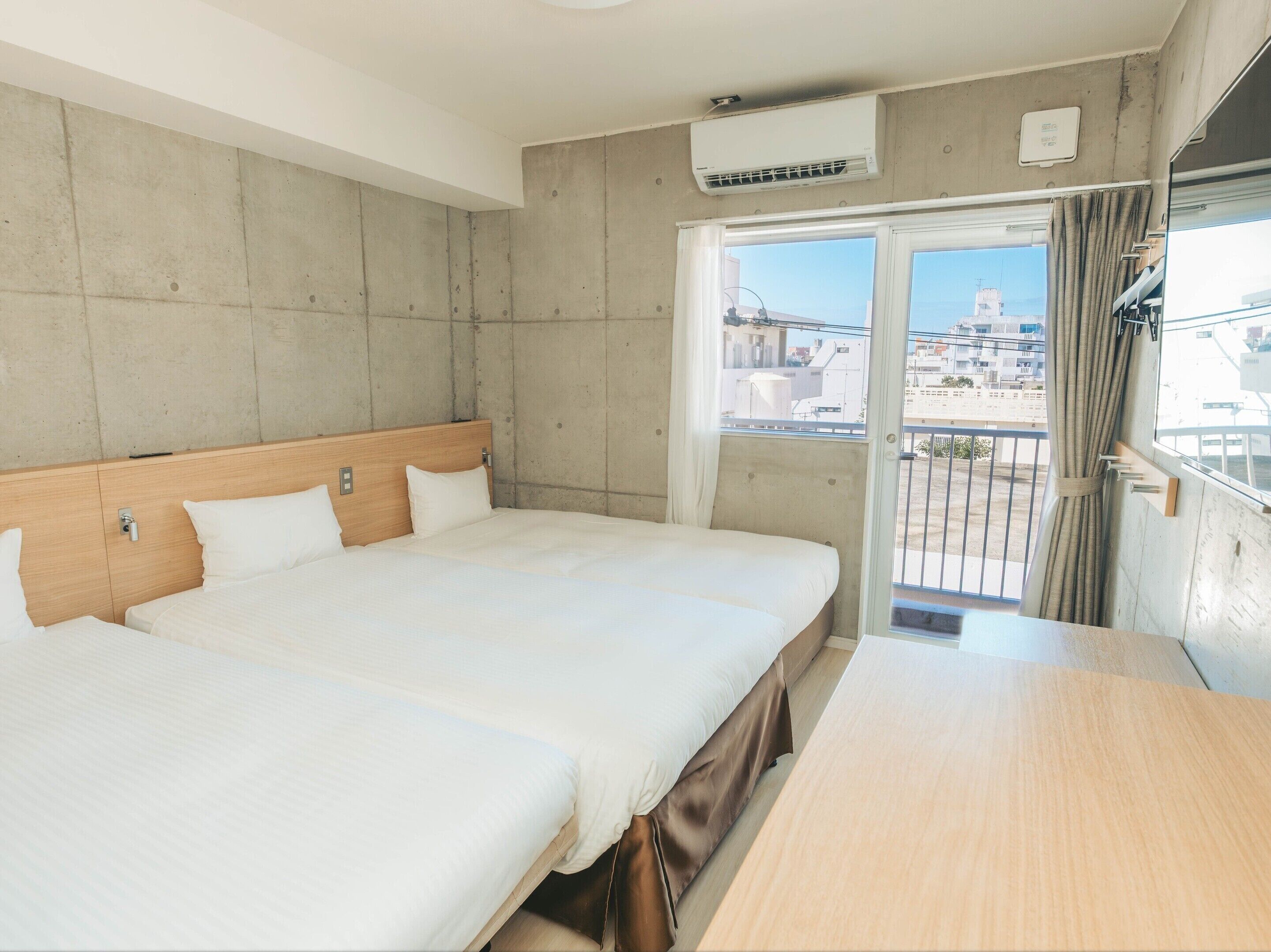 Standard Triple Room, 3 Bedrooms, Non Smoking, Refrigerator | Down comforters, desk, soundproofing, WiFi (free)