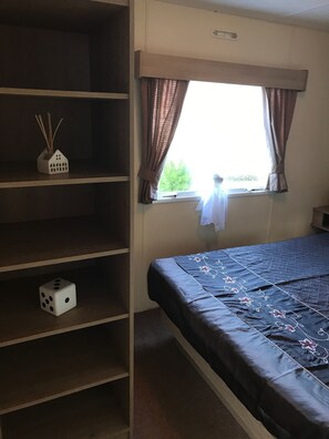 บ้านเคลื่อนที่, 3 ห้องนอน, ปลอดบุหรี่ | 3 ห้องนอน, ห้องพักตกแต่งอย่างมีเอกลักษณ์, ตกแต่งพิเศษโดยเฉพาะ