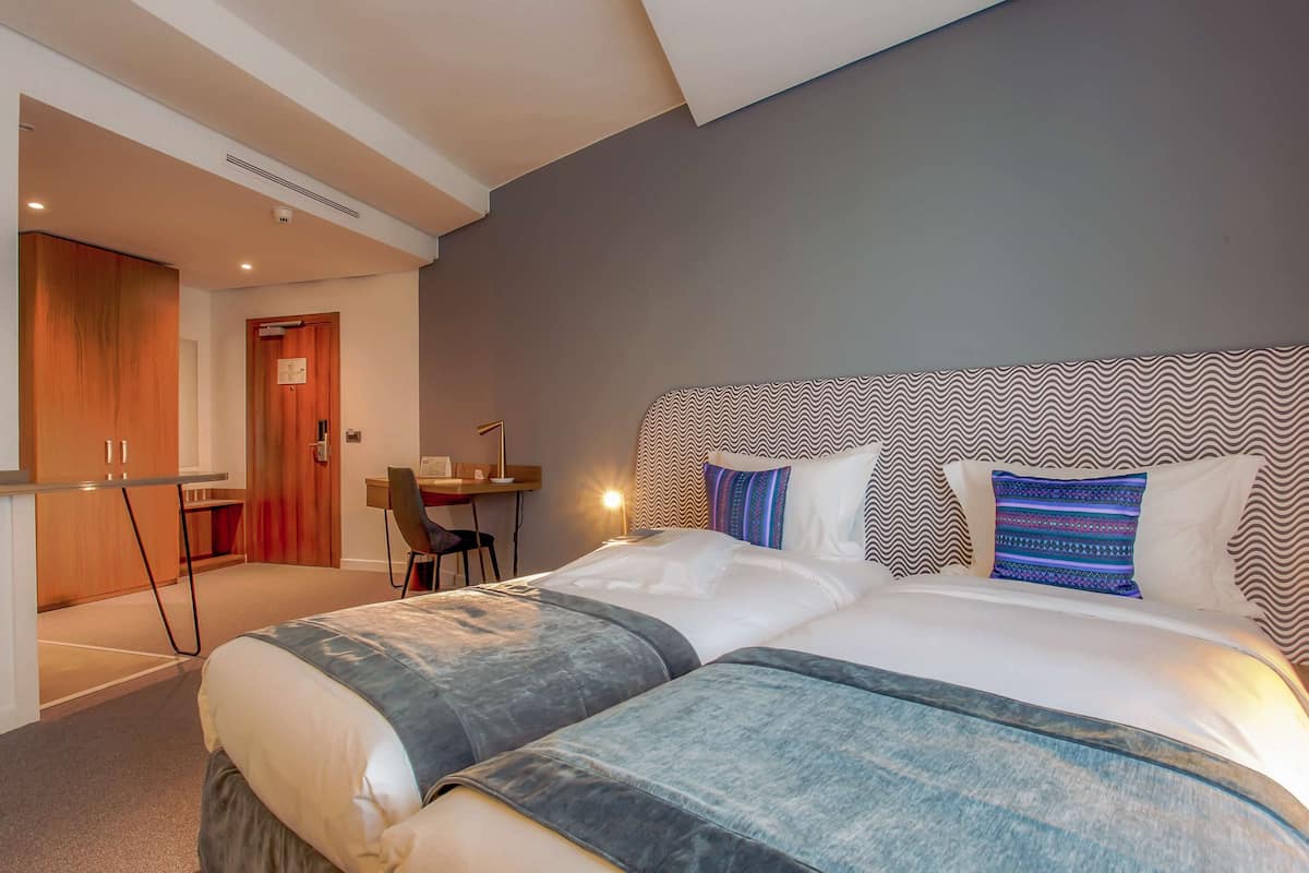 1 bedroom, minibar, individually decorated, desk