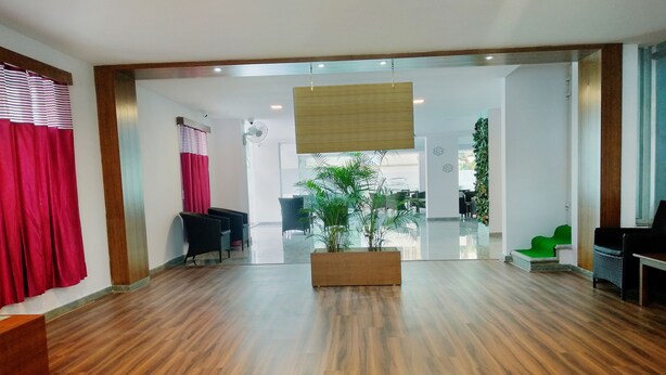Lobby - CKB Hotel Apartment (Bengaluru)
