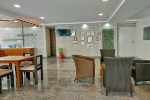 Executive lounge - CKB Hotel Apartment (Bengaluru)