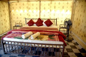 Deluxe Room (Non AC) | Premium bedding, free WiFi, bed sheets - Welcome Desert Camps (Jaisalmer)
