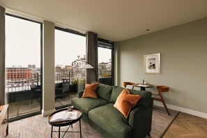 Penthouse One Bedroom | Living area