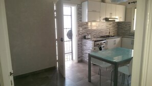 Comfort Apartment, 2 Bedrooms, Non Smoking | Private kitchen | Fridge, stovetop, dishwasher, coffee/tea maker - Villa (Hammamet)