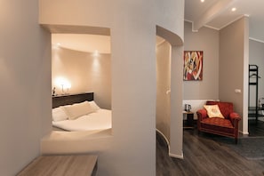 Comfort Double Room, Mountain View | Blackout drapes, soundproofing, free WiFi, bed sheets - Karuna Guesthouse (Skagafjörour)