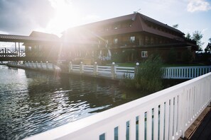 Lago