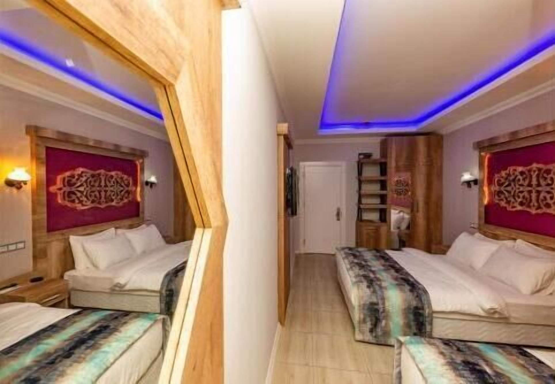 Minibar, cortinas blackout, wifi gratis y ropa de cama 