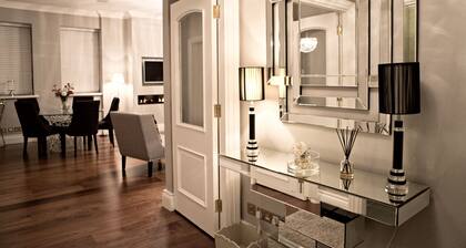 HIPHIPStay - The Michael Flatley Suite